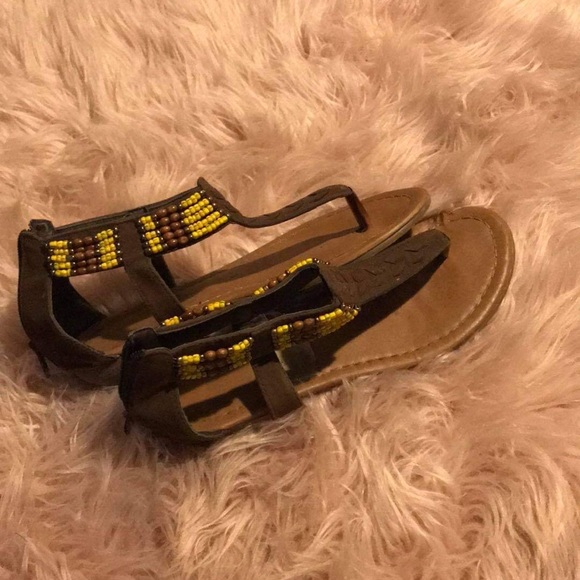 Sandles , casual shoes 1 pair of ankle boots 50$ - Picture 5 of 7